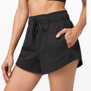 Lululemon Inner Glow Short 3" *Terry
Black
